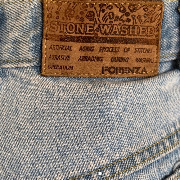 SOLD Light Wash Hand Painted High Waisted Jeans - Picture 4 of 4